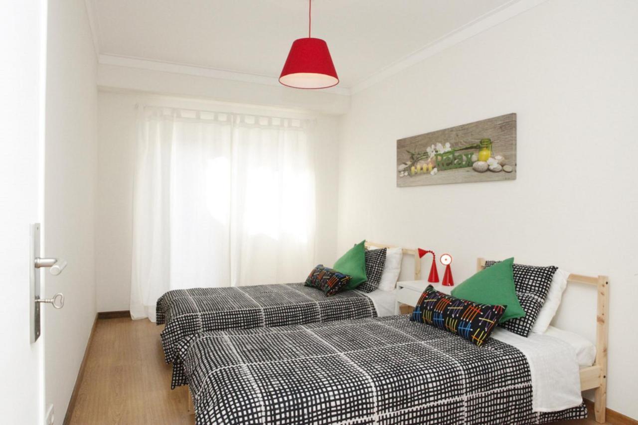 Family Central Apartment In São Pedro do Estoril Buitenkant foto