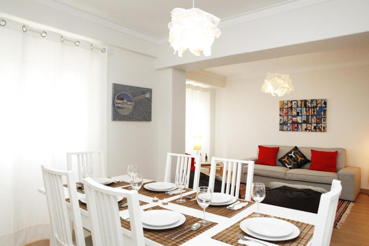 Family Central Apartment In São Pedro do Estoril Buitenkant foto